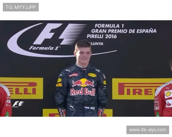 维斯塔潘8个分站冠军未能卫冕,车队策略成热议焦点