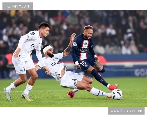 马赛两球领先遭巴黎FC补时绝平,防线专注度受考验